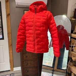 Peak Performance Vibrant Red Kids Puffer Coat